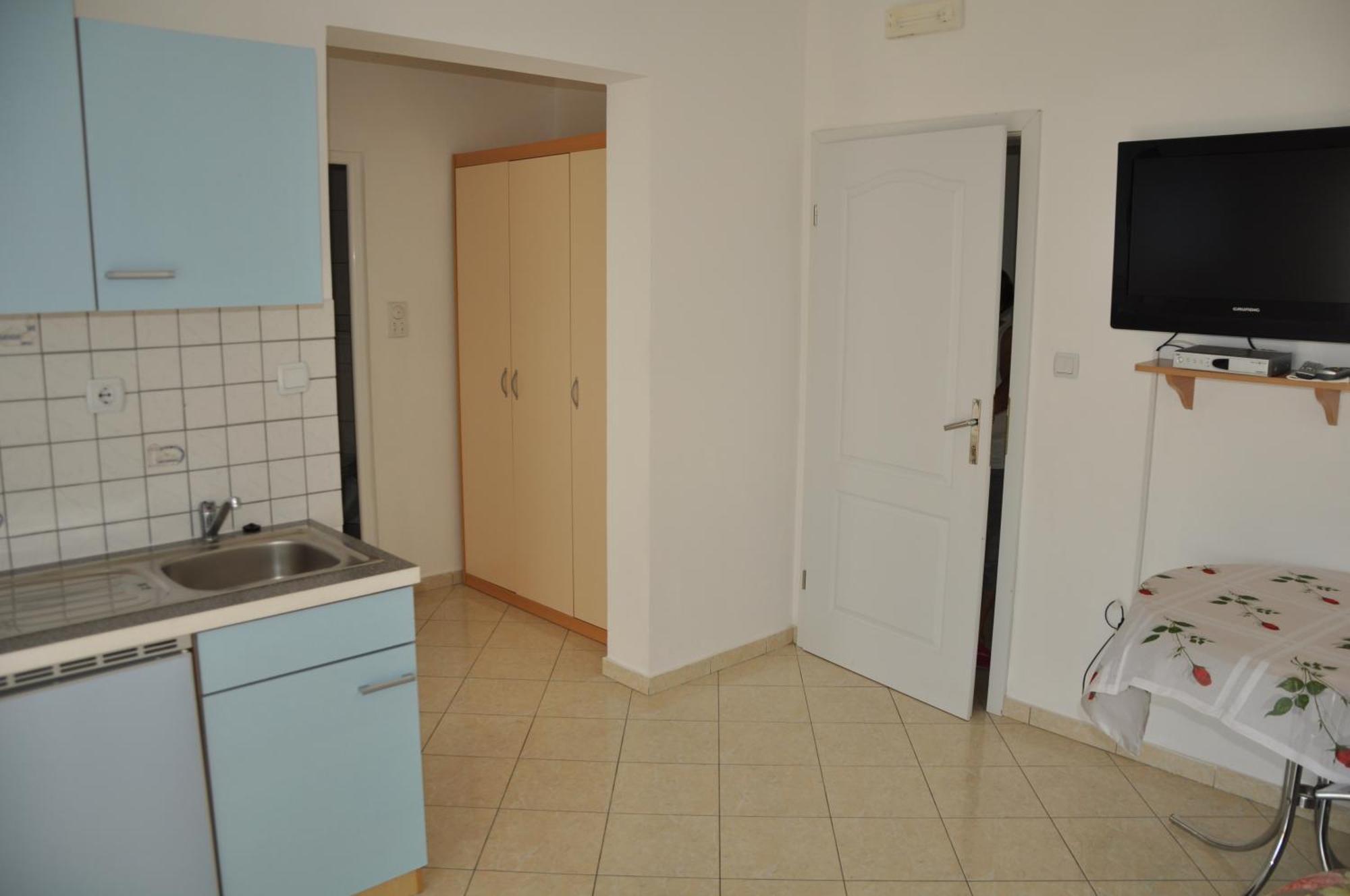 Apartments Rozela Ulcinj Rom bilde